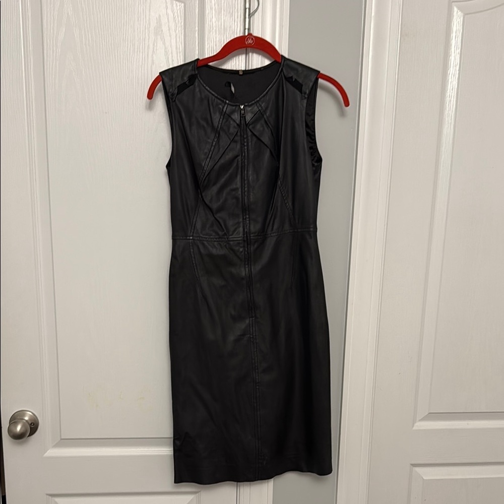 Elegant Black Sleeveless Dress